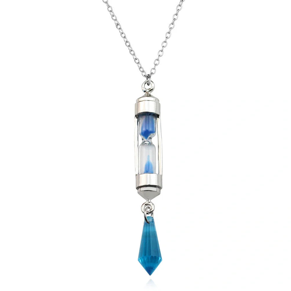 Hourglass-shaped alloy earring and necklace set in silver and gold