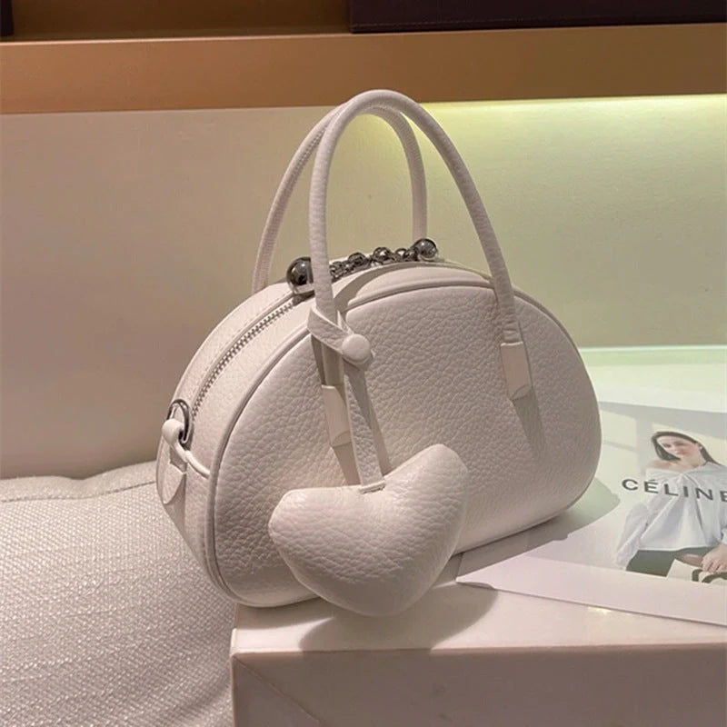 2024 Women's Luxury Designer Heart Crossbody Bag in seven colours