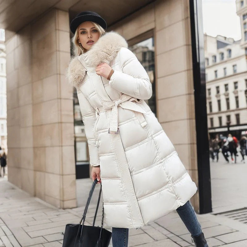 Stylish women's winter coat with fur hood and belt in various colours