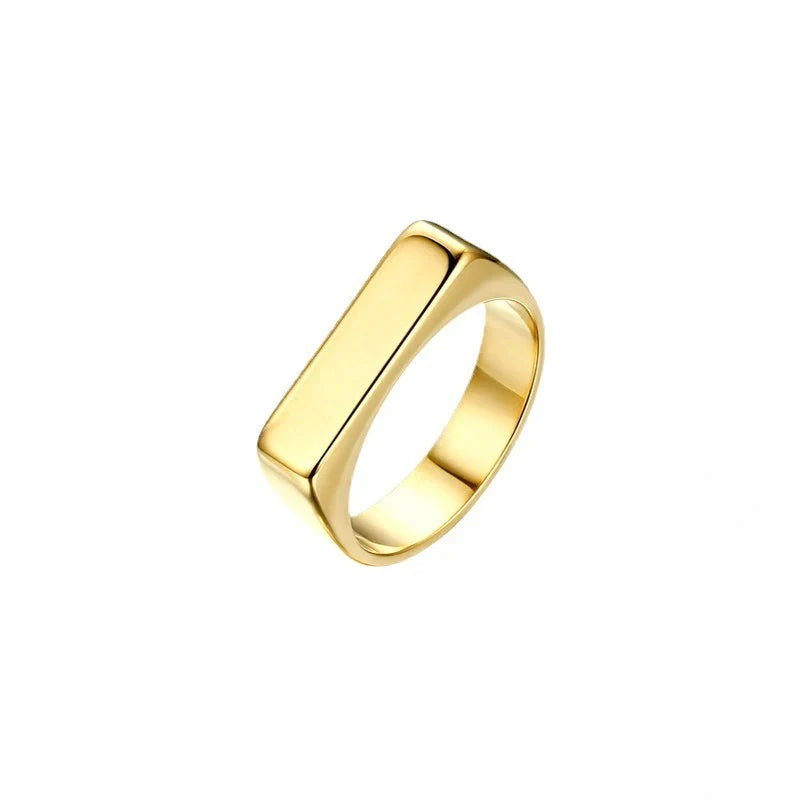 Elegant French retro gold titanium steel ring with geometric design