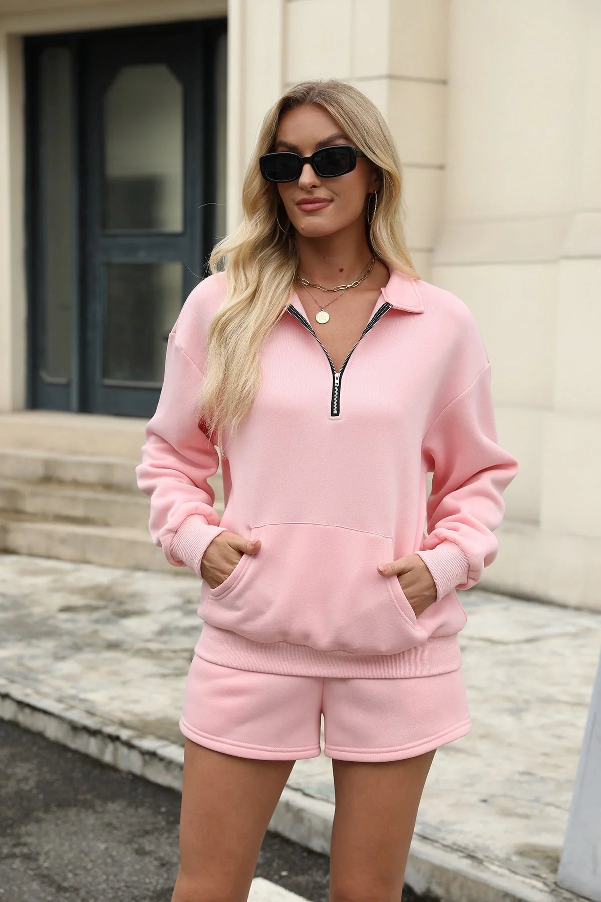 Casual sweatshirt suits set with lapel zipper and elastic shorts in various colours