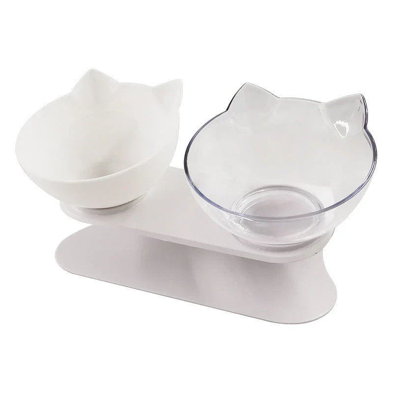 Inclined transparent cat food bowl with a gently sloped base and ergonomic design for whisker-friendly dining