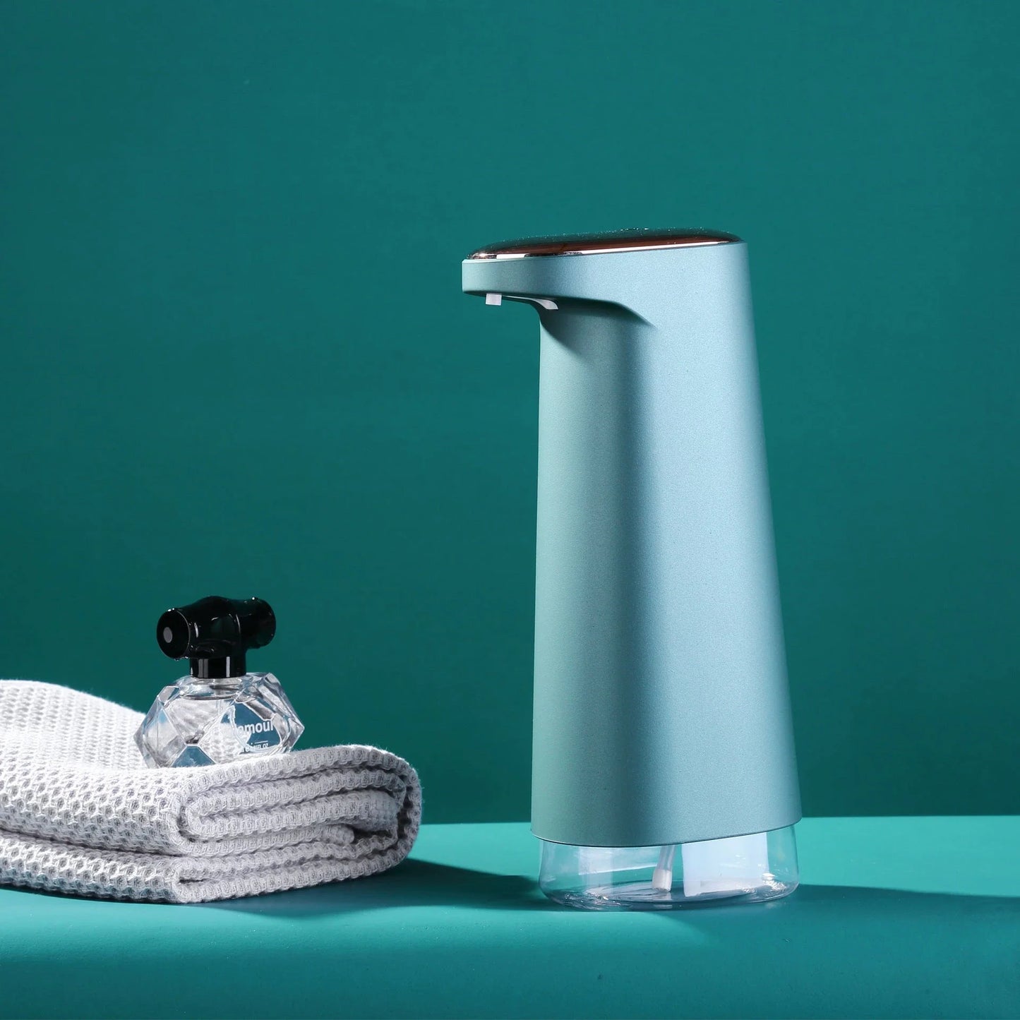 Automatic foaming soap dispenser with infrared sensor for hands-free use in bathroom and kitchen