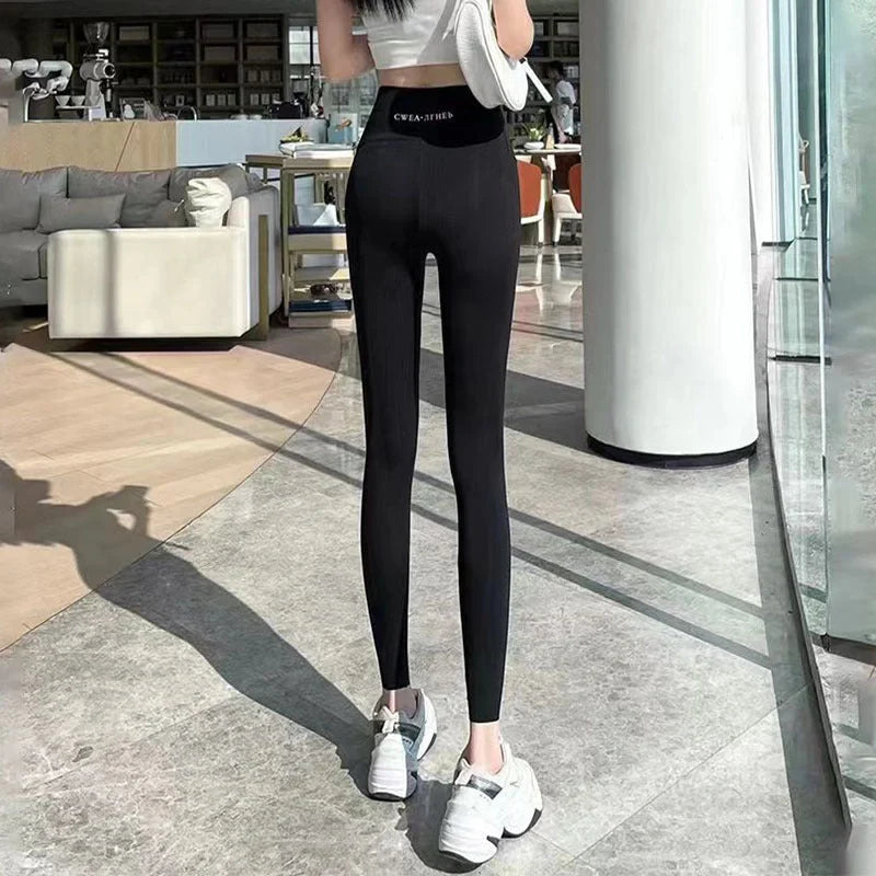 Winter fleece leggings with high waist and tummy control in black, grey, and brown