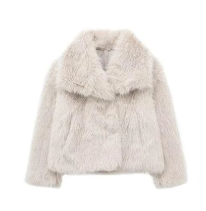 Stylish and cozy plush winter coat for women, available in a variety of trendy colors and sizes