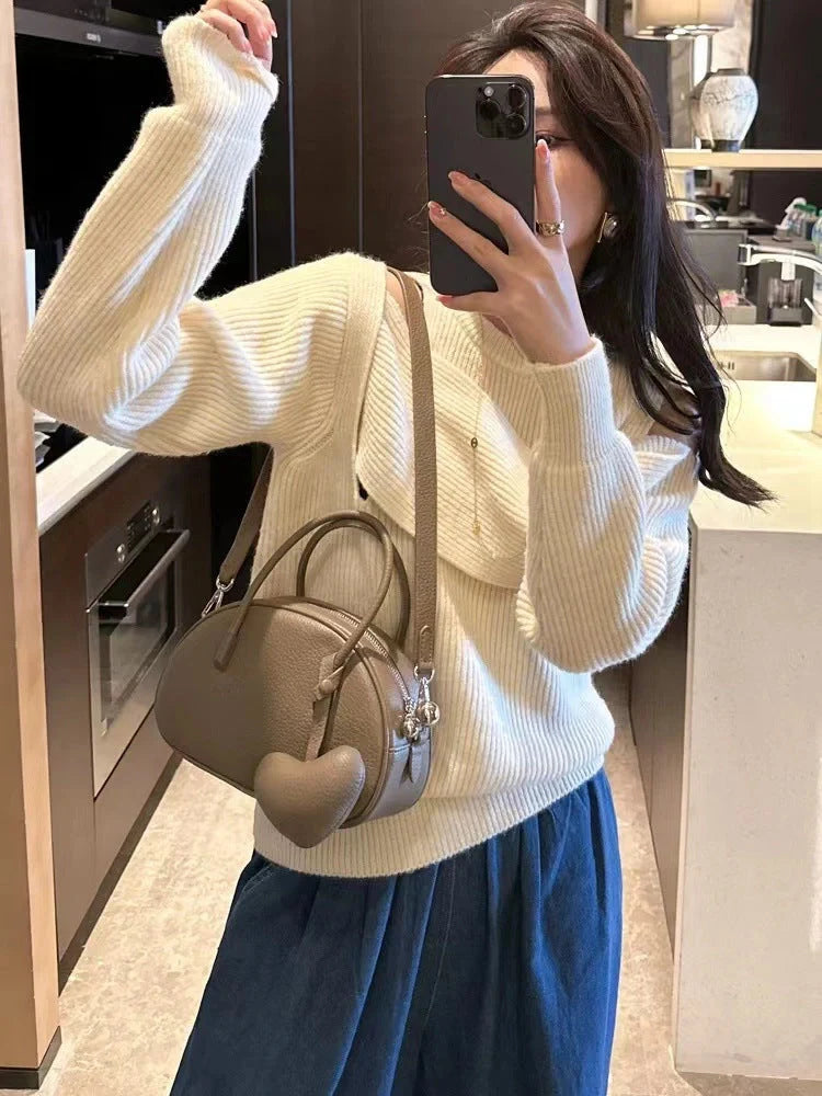 2024 Women's Luxury Designer Heart Crossbody Bag in seven colours