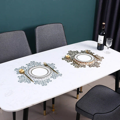 Elegant snowflake placemats made of premium PVC with heat and scald resistance for safe and stylish dining