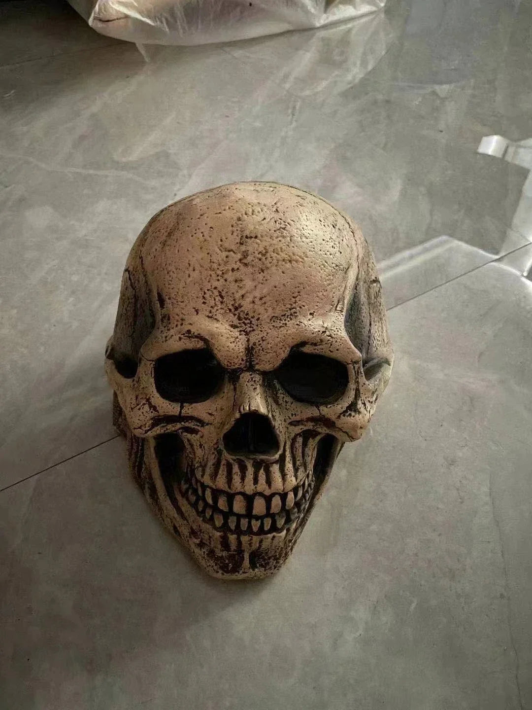 Creepy skeletal horror mask with movable jaw - perfect for Halloween costume and cosplay