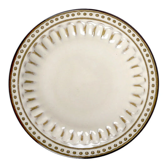 A set of 6 exquisite white ceramic plates, perfect for serving a variety of dishes in style