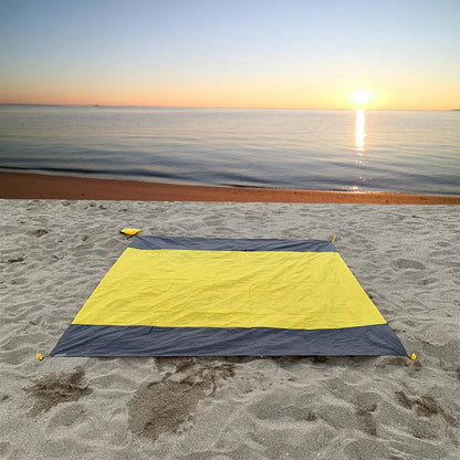Waterproof foldable picnic mat in vibrant colours for outdoor camping