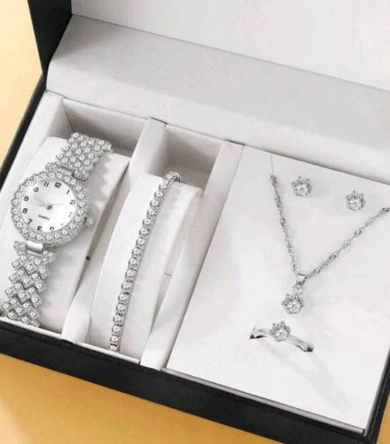 Diamond women's luxury quartz bracelet watch with rhinestone accents and complete jewellery set