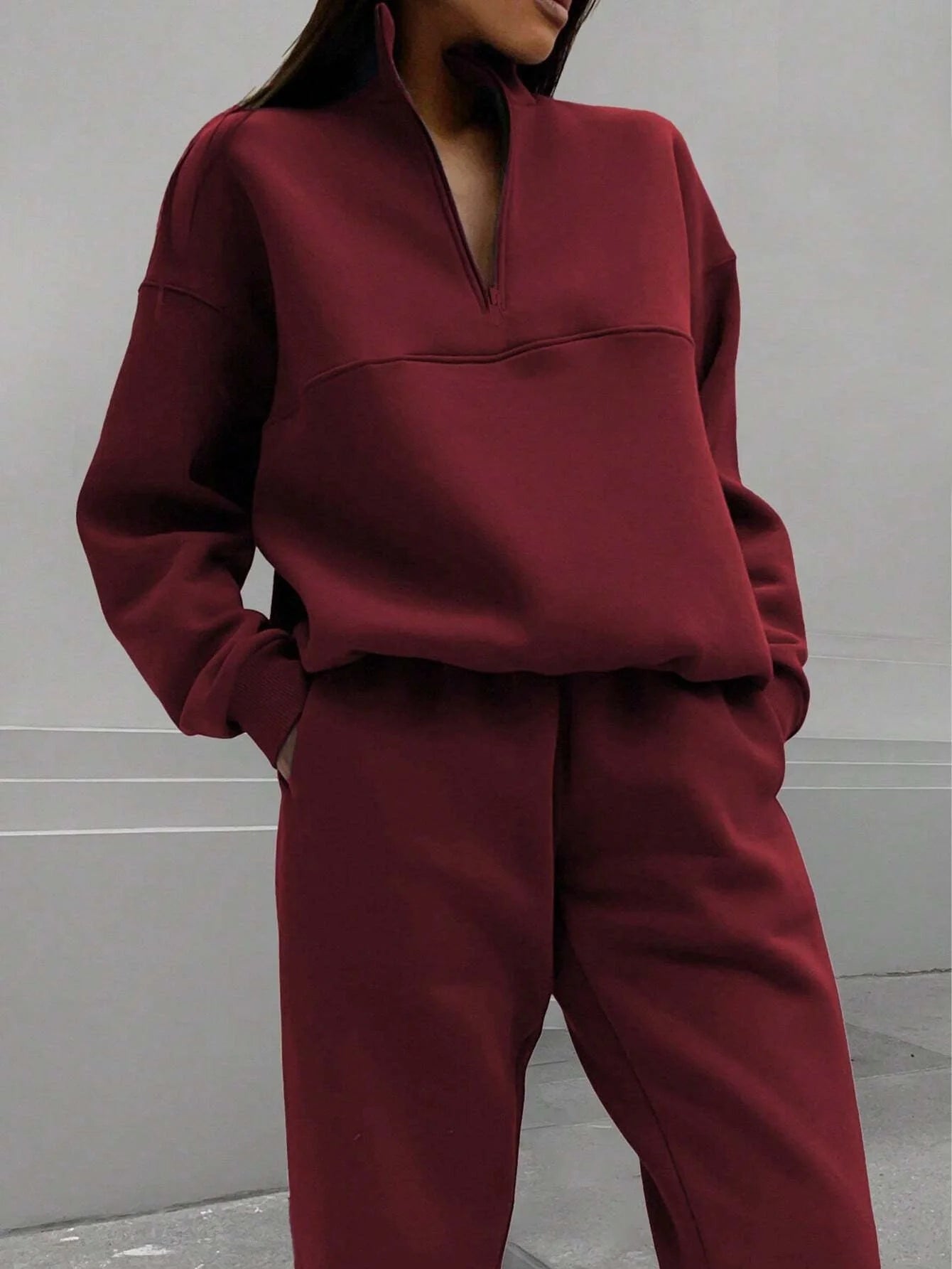 Women's long-sleeved sports sweatshirt suit with stand-up collar and elastic band trousers