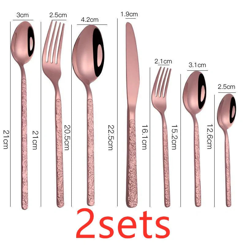 Premium steak cutlery set with embossed textured handles, made of durable stainless steel for a refined dining experience.