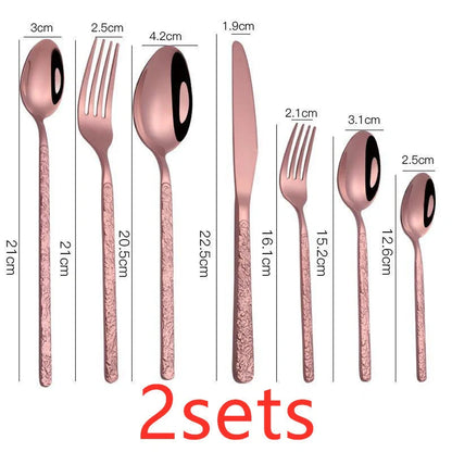 Premium steak cutlery set with embossed textured handles, made of durable stainless steel for a refined dining experience.