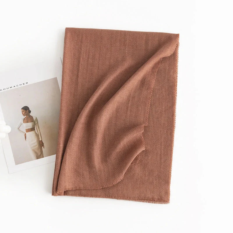 Herringbone pattern artificial cashmere scarf with tassel fringes