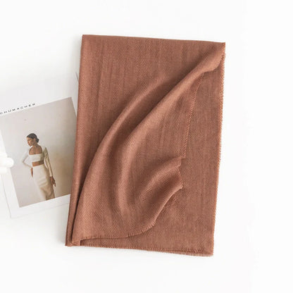 Herringbone pattern artificial cashmere scarf with tassel fringes