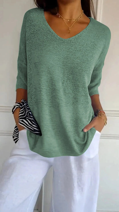 Stylish long-sleeve jumper in various colours with a slimming V-neckline design for a flattering silhouette