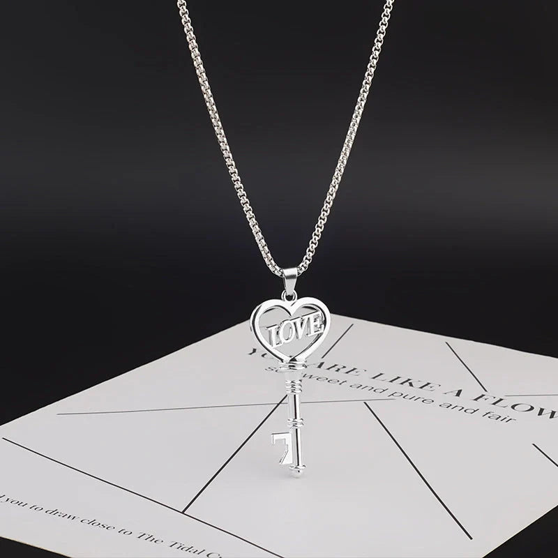 Elegant stainless steel heart key pendant choker necklace for women