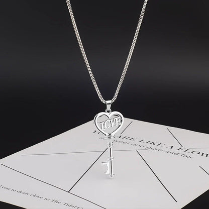 Elegant stainless steel heart key pendant choker necklace for women