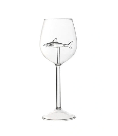 Lead-free crystal red wine glass with rotatable shark inside, clear design for elegant wine serving
