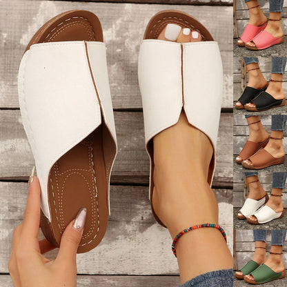 Fashionable wedge sandals in a variety of colors, featuring a peep-toe design and thick, durable soles for comfort and style
