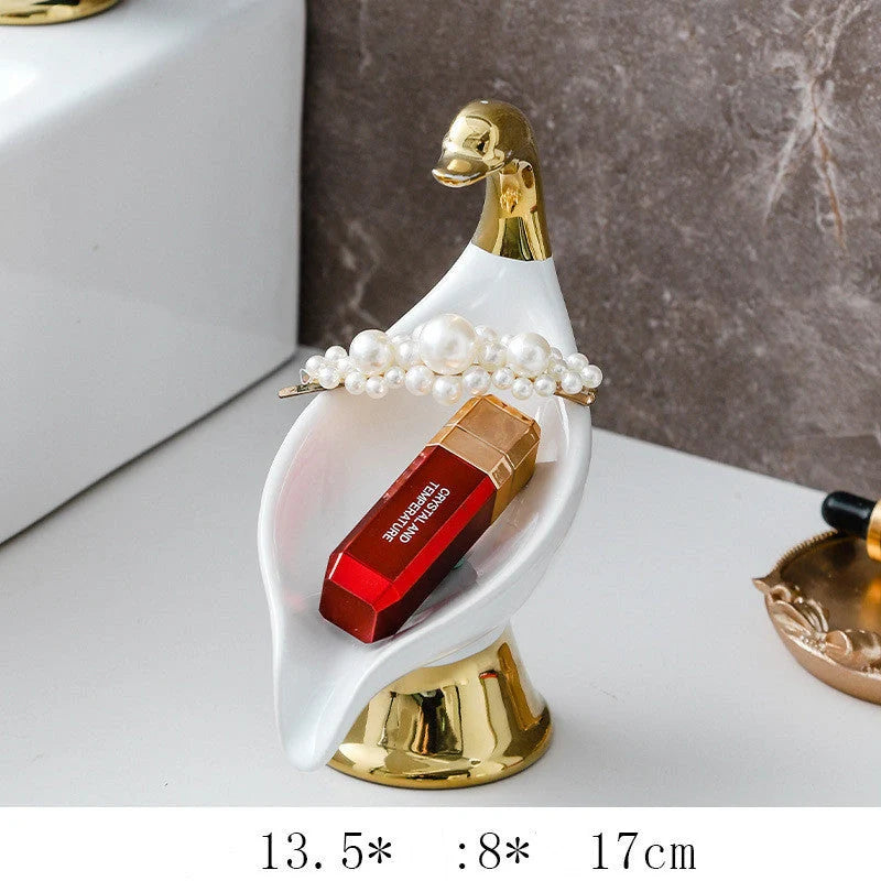 Ceramic swan soap rack in white and green with drainage cover