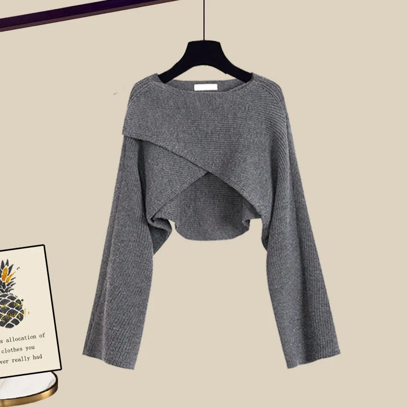 Women's 3-piece knitted sweater suit with shirt and wide leg pants in grey and white