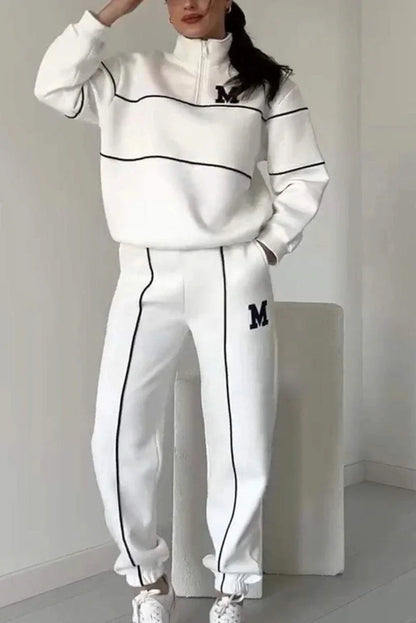 Women's 2-Piece Lounge Set with Hoodless Pullover Sweatshirt and Baggy Fashion Sweatpants in Assorted Colours