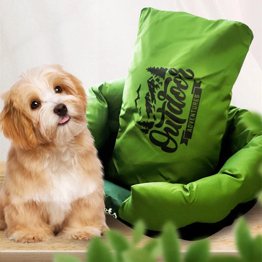 Four Seasons Universal Kennel for dogs and cats with seasonal comfort features