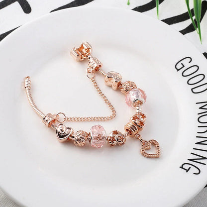 Elegant rose gold geometric bracelet with a stylish and modern design, perfect for daily wear or special occasions.