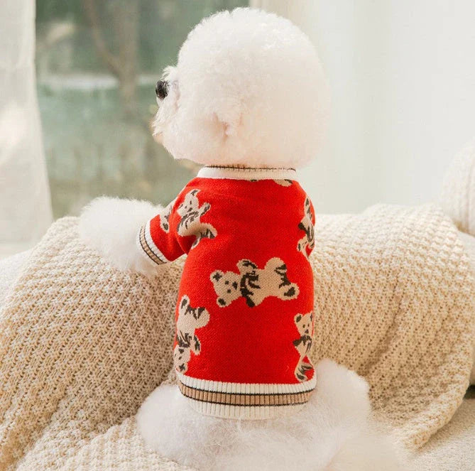 Stylish striped pet sweater in various colours and sizes for dogs and cats