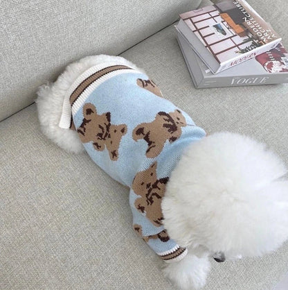Stylish striped pet sweater in various colours and sizes for dogs and cats