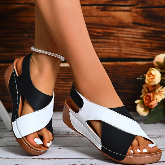 Stylish wedge sandals with a colourful cross-strap design for women's summer fashion