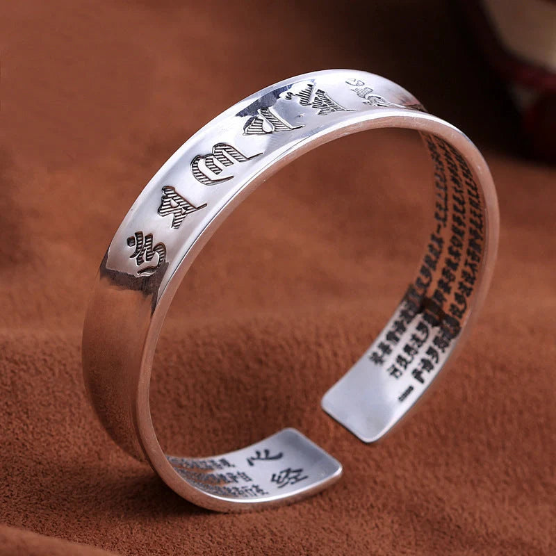 Elegant silver plated vintage bracelet with engraved text in a variety of styles