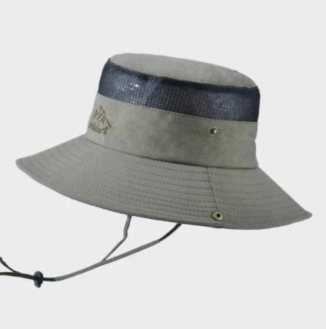 Breathable mesh bucket hat with wide brim for sun protection in various colours