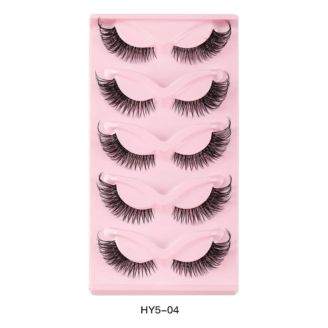 Pair of 3D cat eye and fox eye false eyelashes made from high-quality synthetic fibres for a natural, voluminous look