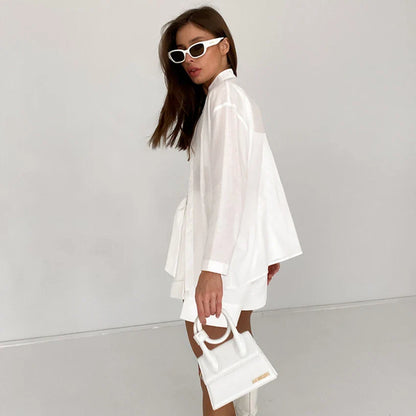 Relaxed-fit white casual set with shorts, featuring a loose, comfortable design made from premium cotton for all-day style and comfort.