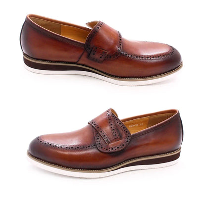 Premium handcrafted British leather casual loafers for men, featuring a round toe, flat heel, and durable rubber sole