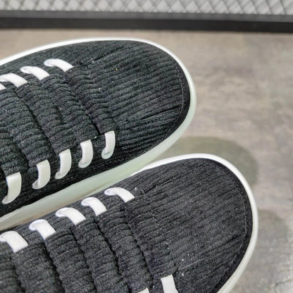 Fashionable British men's platform casual shoes in various colours and sizes