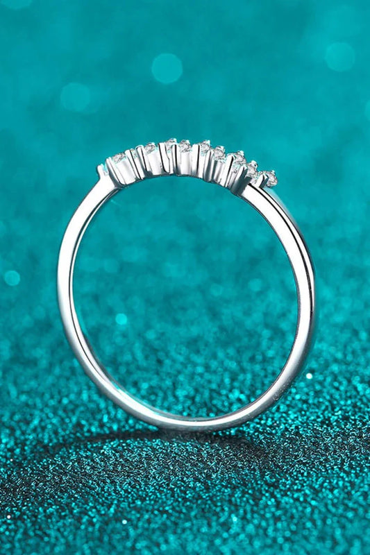 Elegant 925 sterling silver moissanite ring with minimalist design and sparkling moissanite stone