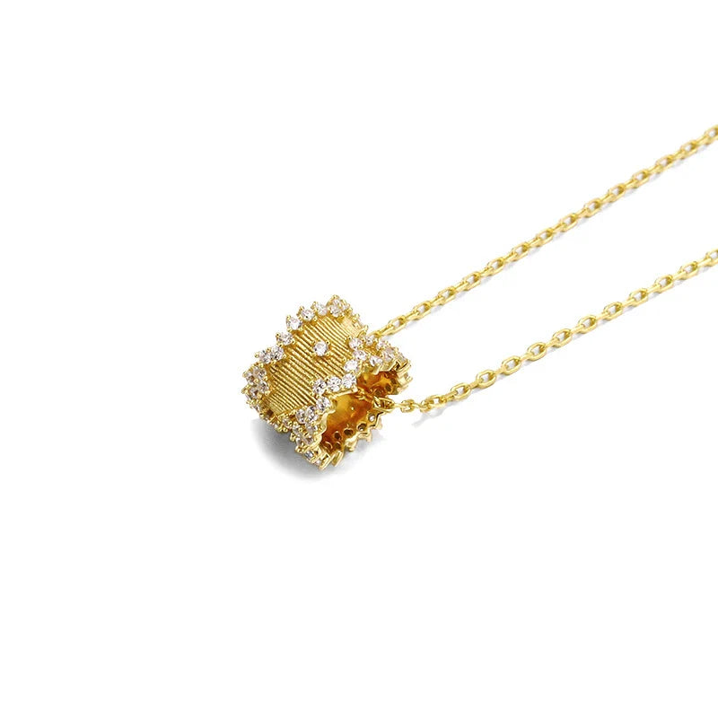 Premium silver waist chain with a delicate star charm, a timeless British fashion accessory