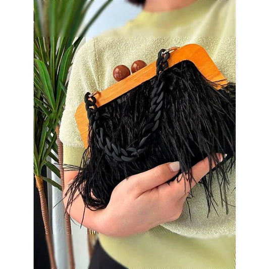 Luxury Feather Evening Clutch with Acrylic Chain - Elegant and Versatile Accessory for Formal and Casual Occasions