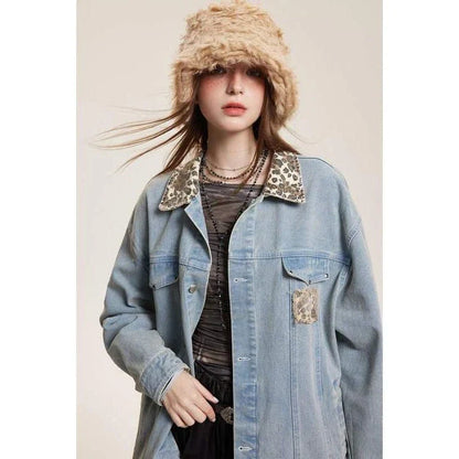 Stylish leopard print denim jacket with a comfortable and versatile design