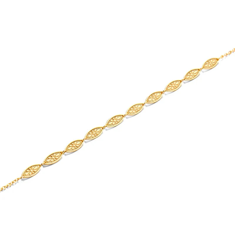 Elegant antique silver 925 leaf bracelet with delicate leaf motif and adjustable size for a comfortable fit