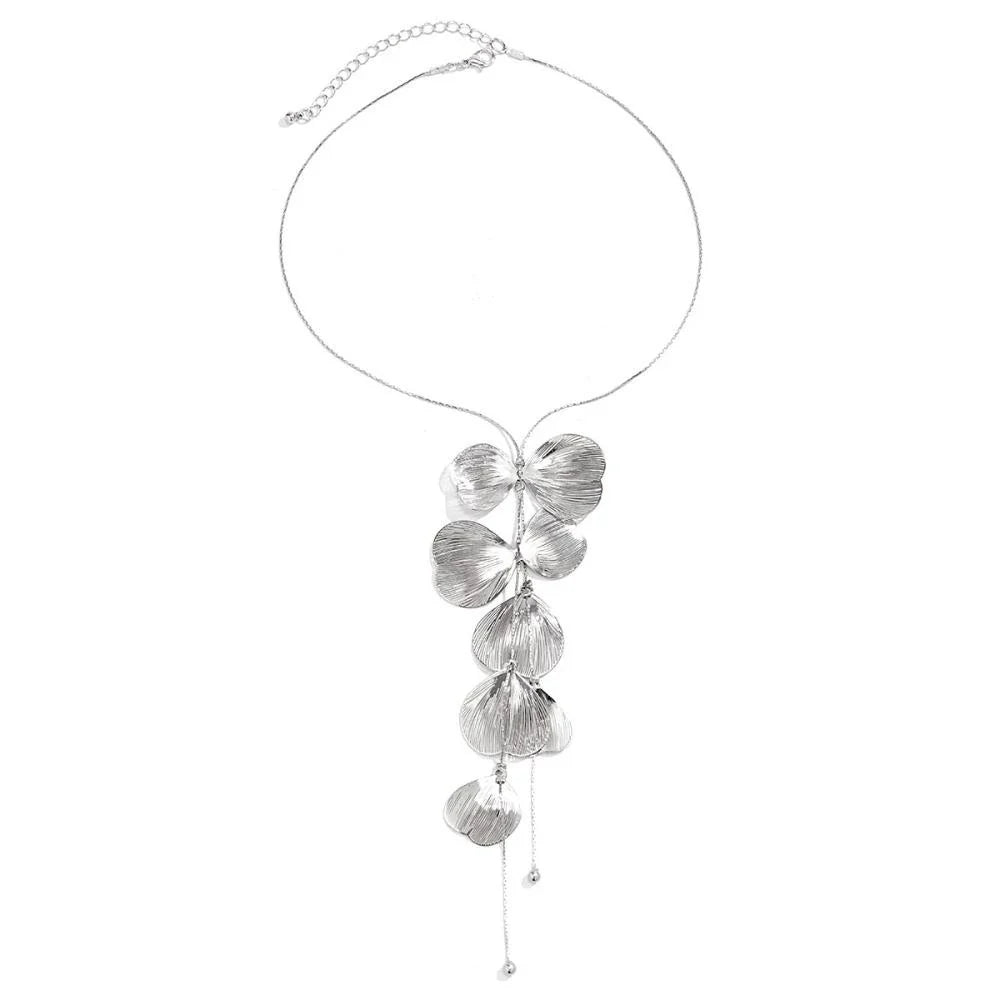 Elegant Kpop-inspired flower petal choker necklace in radiant gold colour, featuring a beautiful pendant and chic snake chain design