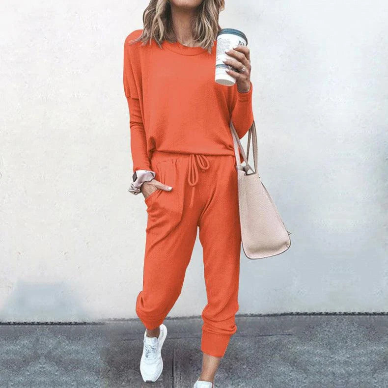 Premium casual loungewear set in soft pastel colours with long sleeves and elegant design