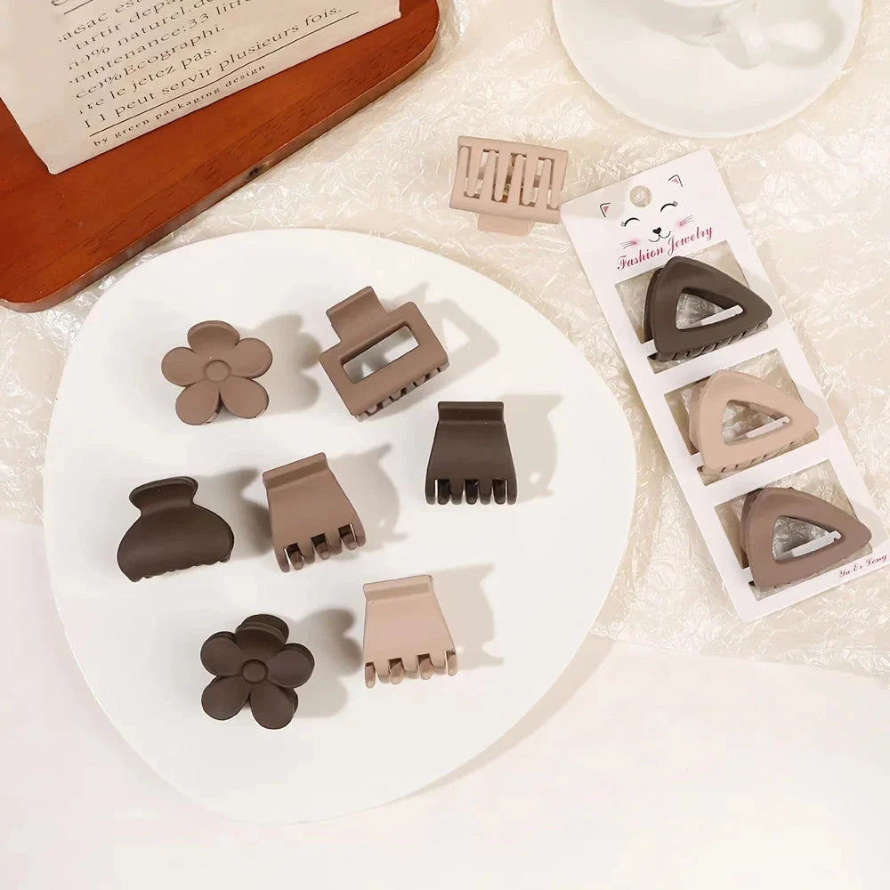 Coffee-coloured geometric hairpin set with frosted finish, various shapes for versatile styling