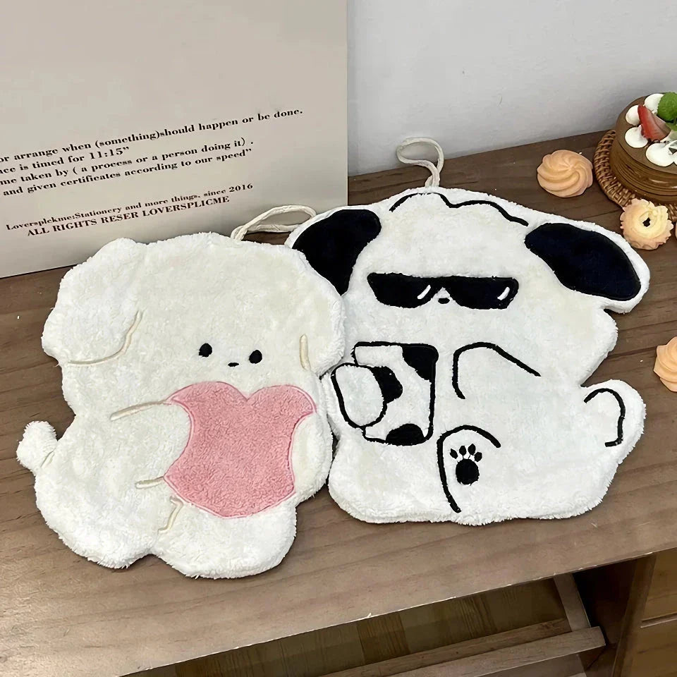 Charming animal hand towels made from premium Coral Fleece, featuring playful puppy and pig designs for a delightful addition to any kitchen or bathroom