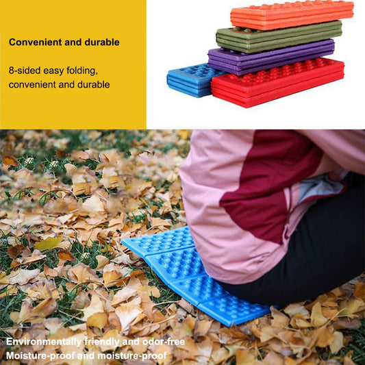 Foldable, waterproof camping mat made of high-quality XPE foam with honeycomb protrusions for added comfort and support