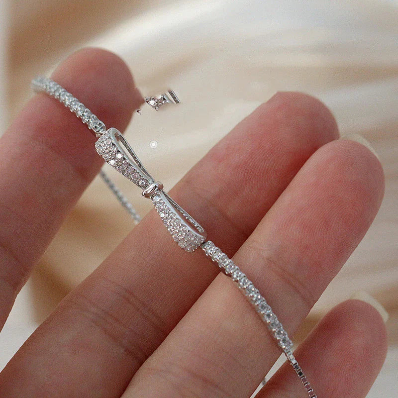 Elegant 925 sterling silver bow bracelet with minimalist design for stylish women